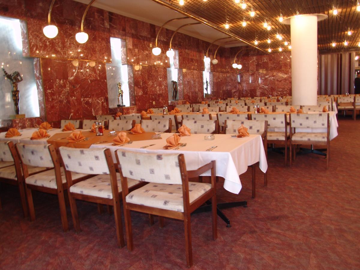Hotel Lovech Exterior foto