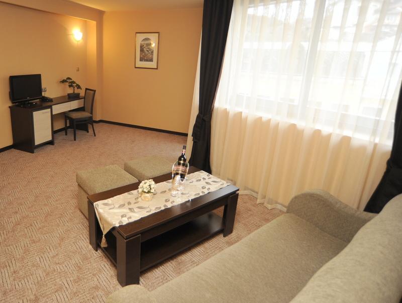 Hotel Lovech Exterior foto